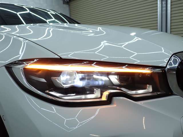 ＢＭＷ ３シリーズ ３２０Ｄ Ｘドライブ Ｍスポーツ エディション ジョイプラス ディーゼルターボ ４ＷＤ R2年 (九州・沖縄) 99
