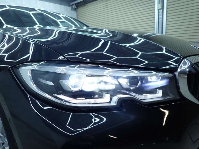 ＢＭＷ ３シリーズ ３２０Ｄ Ｘドライブ エディション ジョイプラス ディーゼルターボ ４ＷＤ R3年 (九州・沖縄) 99