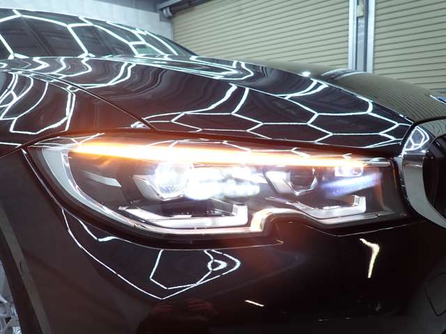 ＢＭＷ ３シリーズ ３２０Ｄ Ｘドライブ エディション ジョイプラス ディーゼルターボ ４ＷＤ R3年 (九州・沖縄) 99