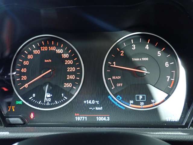 ＢＭＷ ２シリーズグランツアラー ２１８Ｉ ラグジュアリー H29年 (九州・沖縄) 99