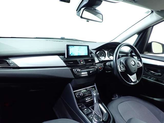 ＢＭＷ ２シリーズアクティブツアラー ２１８Ｉ H27年 (九州・沖縄) 99