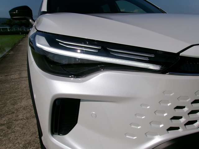 トヨタ カローラクロス　ハイブリッド １．８ ハイブリッド Ｚ R8年 (近畿) 99