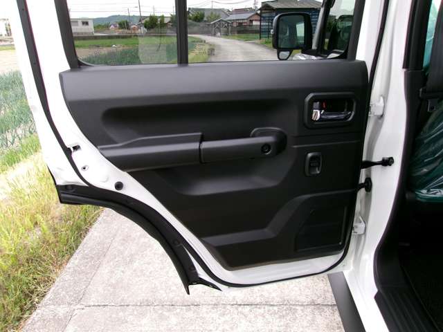 スズキ ジムニー　ノマド １．５ ＦＣ ４ＷＤ R8年 (近畿) 99