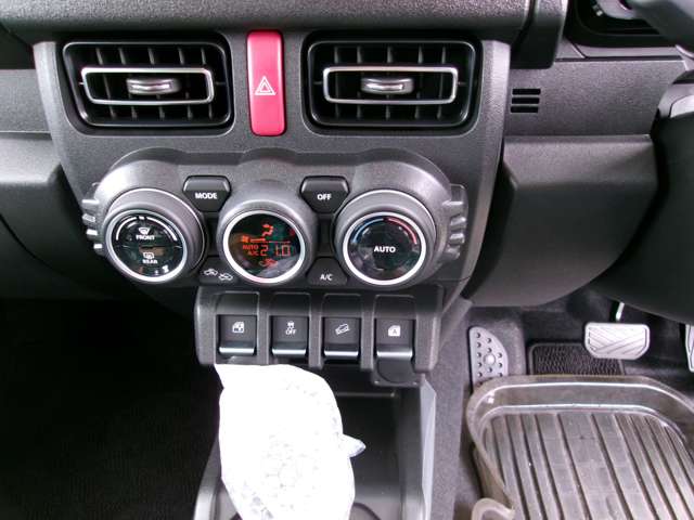スズキ ジムニー　ノマド １．５ ＦＣ ４ＷＤ R8年 (近畿) 99