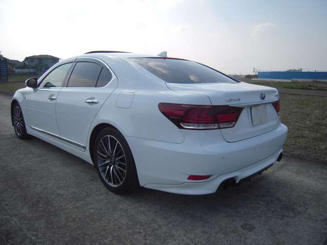 レクサス ＬＳハイブリッド ６００Ｈ Ｆスポーツ ４ＷＤ H26年 (近畿) 99