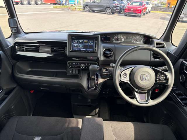 ホンダ Ｎ　ＢＯＸ カスタム ６６０ Ｌ R4年 (東海) 99