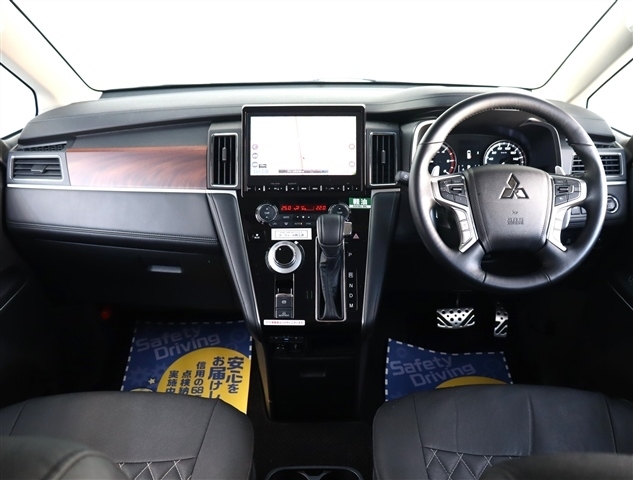 三菱 デリカ　Ｄ：５ ２．２ Ｐ ディーゼルターボ ４ＷＤ R6年 (関東) 99