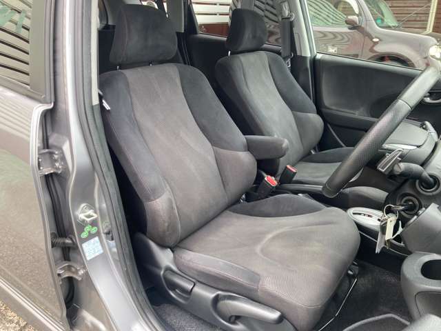 ホンダ フィット １．５ ＲＳ H21年 (東海) 99
