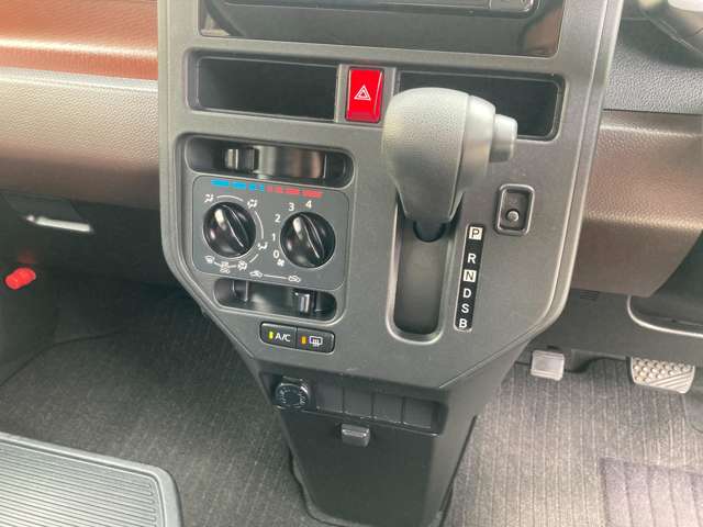 トヨタ ルーミー １．０ Ｘ Ｓ ウェルキャブ 助手席リフトアップシート車 Ａタイプ H30年 (東海) 99
