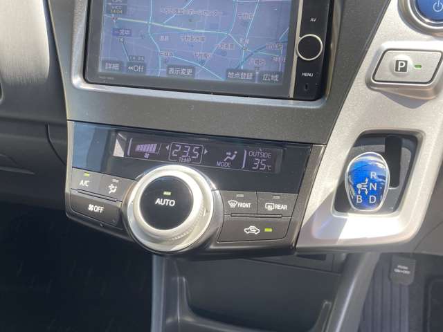 トヨタ プリウスΑ １．８ Ｓ ツーリングセレクション H24年 (東海) 99