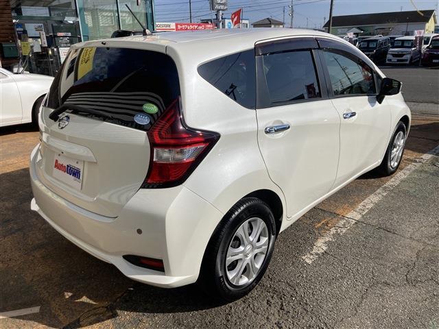 日産 ノート １．２ Ｘ H29年 (東海) 99