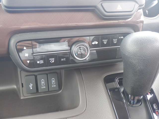 ホンダ Ｎ　ＢＯＸ ６６０ Ｇ ＥＸ ホンダセンシング カッパーブラウンスタイル R1年 (東海) 99