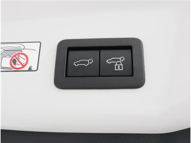 トヨタ プリウス ２．０ Ｚ R7年 (東海) 99