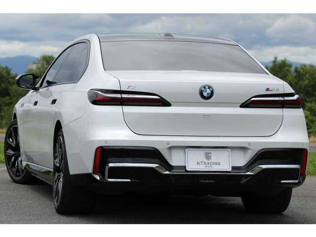 ＢＭＷ ｉ７ Ｍ７０ Ｘドライブ ４ＷＤ R6年 (東海) 99