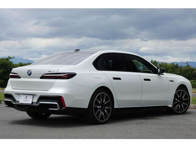 ＢＭＷ ｉ７ Ｍ７０ Ｘドライブ ４ＷＤ R6年 (東海) 99