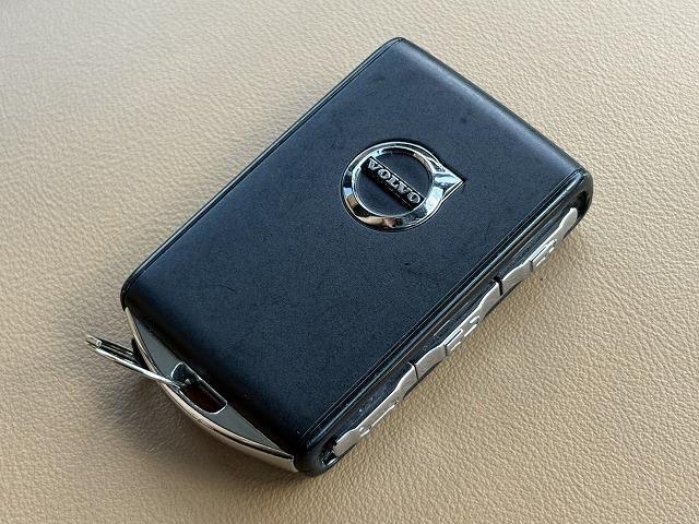 ボルボ ＸＣ６０ アルティメット Ｂ５ ＡＷＤ ４ＷＤ R5年 (近畿) 99