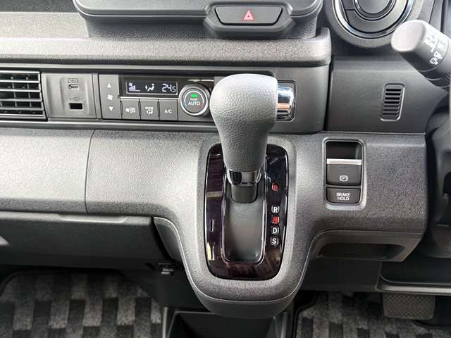 ホンダ Ｎ　ＢＯＸ カスタム ６６０ ４ＷＤ R7年 (甲信越・北陸) 99