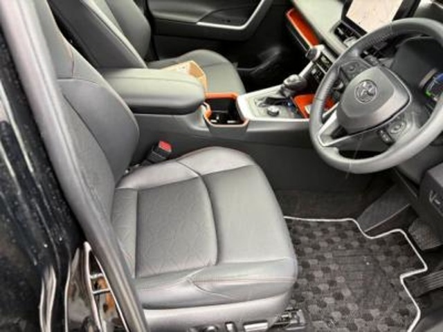 トヨタ ＲＡＶ４ ２．５ ハイブリッド アドベンチャー Ｅ－ＦＯＵＲ ４ＷＤ R5年 (甲信越・北陸) 99
