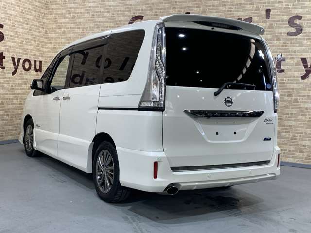 日産 セレナ ２．０ ライダー ブラックラインＺＺ Ｓ－ＨＹＢＲＩＤ H26年 (近畿) 99
