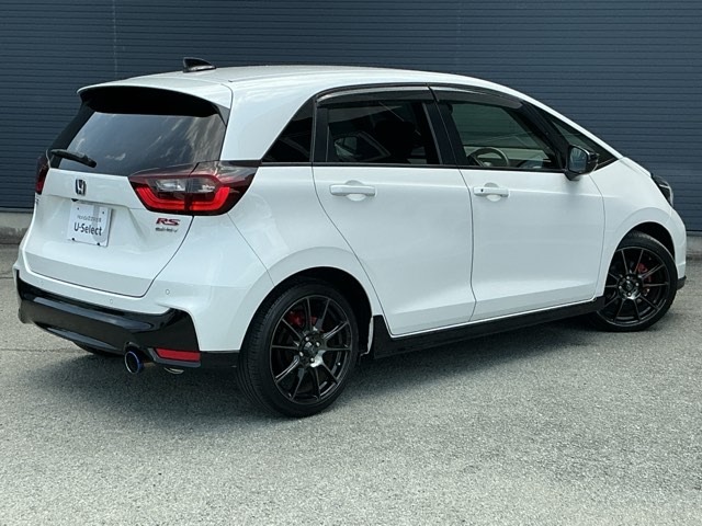 ホンダ フィット　ハイブリッド １．５ Ｅ：ＨＥＶ ＲＳ R4年 (近畿) 99