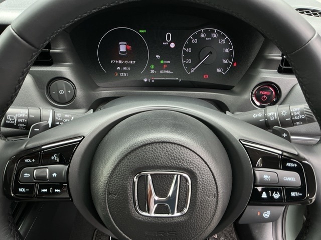 ホンダ ヴェゼル １．５ Ｅ：ＨＥＶ Ｚ R6年 (近畿) 99