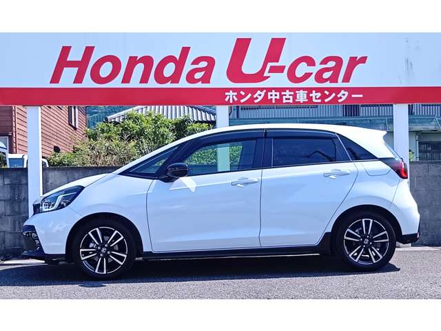 ホンダ フィット　ハイブリッド １．５ Ｅ：ＨＥＶ ＲＳ R7年 (九州・沖縄) 99