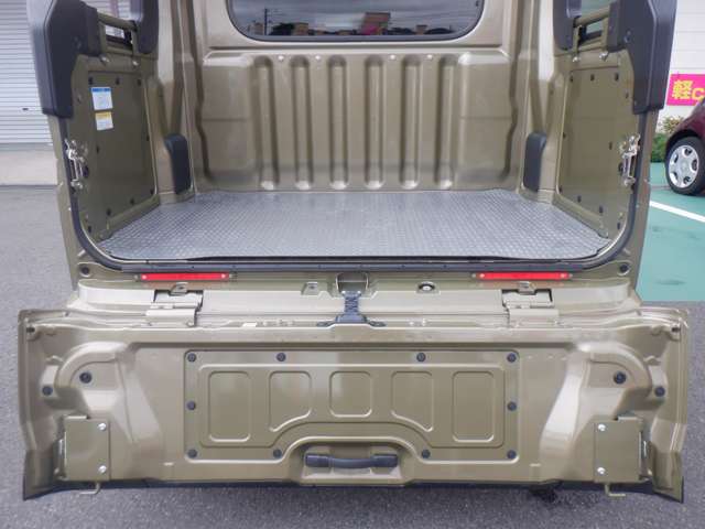 ダイハツ アトレーデッキバン ６６０ R6年 (東海) 99