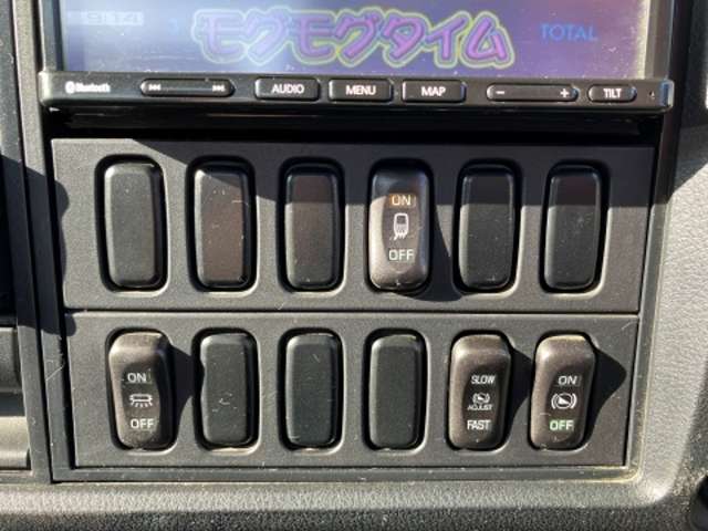 三菱フソウ ファイター 平ボディ R1年 (東海) 99