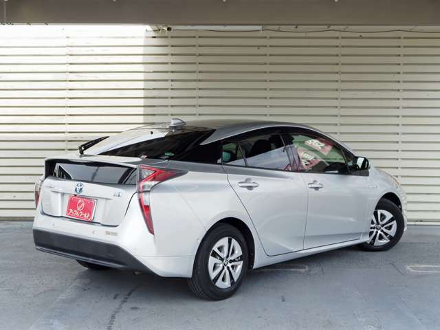 トヨタ プリウス １．８ Ａ H28年 (東海) 99