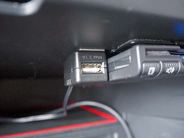 日産 ノート １．６ ＮＩＳＭＯ Ｓ H30年 (東海) 99