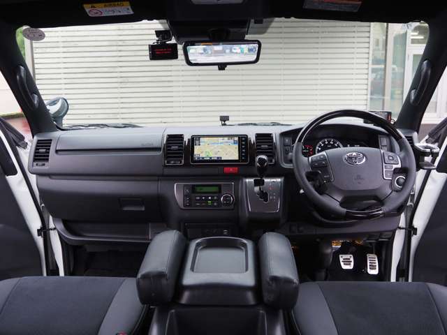 トヨタ ハイエースバン ２．８ スーパーＧＬ ロング ディーゼルターボ R3年 (東海) 99