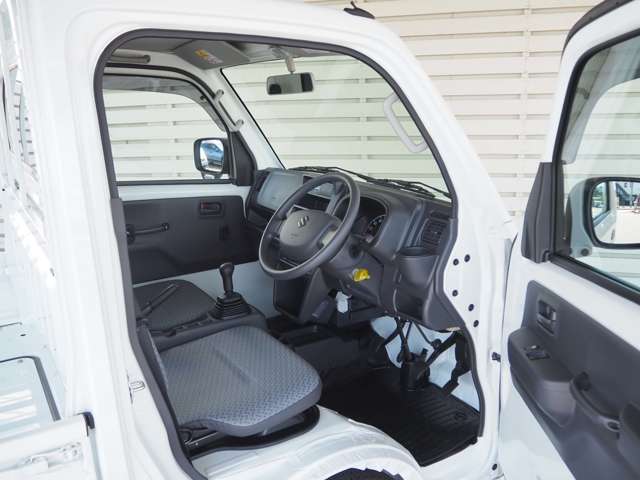 スズキ キャリイトラック ６６０ ＫＣエアコン・パワステ ３方開 ４ＷＤ R7年 (東海) 99