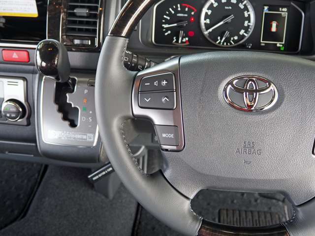 トヨタ ハイエースバン ２．８ スーパーＧＬ ダークプライムＩＩ ロングボディ ディーゼルターボ R7年 (東海) 99