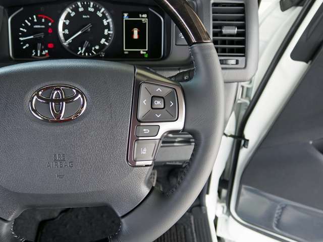 トヨタ ハイエースバン ２．８ スーパーＧＬ ダークプライムＩＩ ロングボディ ディーゼルターボ R7年 (東海) 99