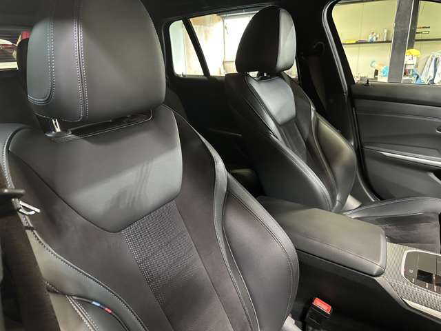ＢＭＷ ３シリーズ ３２０Ｄ Ｘドライブ Ｍスポーツ ディーゼルターボ ４ＷＤ R2年 (関東) 99
