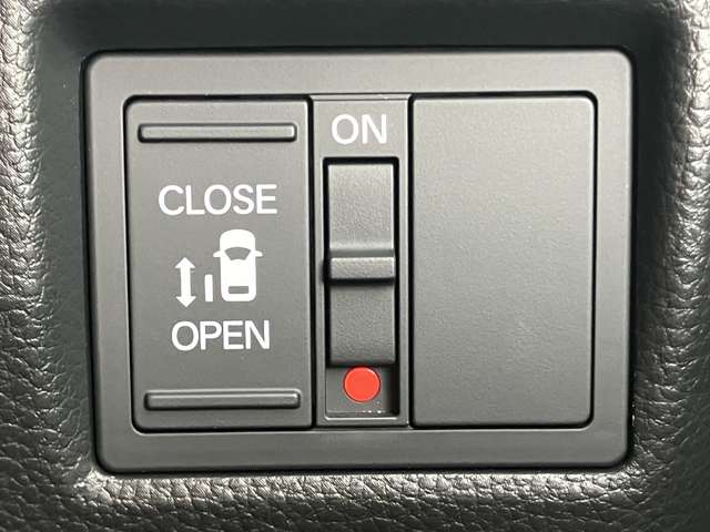 ホンダ Ｎ　ＢＯＸ カスタム ６６０ Ｌ R4年 (関東) 99