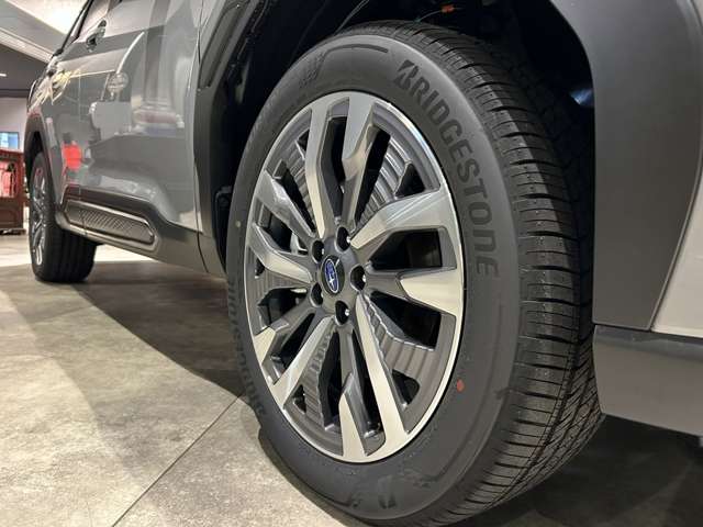 スバル フォレスター　ハイブリッド ２．５ プレミアム Ｓ：ＨＥＶ ＥＸ ４ＷＤ R8年 (関東) 99