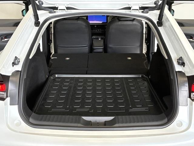 トヨタ プリウス ２．０ Ｚ R5年 (中国) 99
