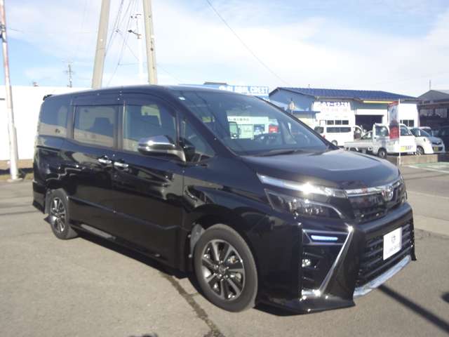 トヨタ ヴォクシー ２．０ ＺＳ 煌ＩＩＩ ４ＷＤ R3年 () 99