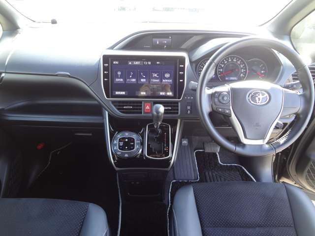 トヨタ ヴォクシー ２．０ ＺＳ 煌ＩＩＩ ４ＷＤ R3年 () 99