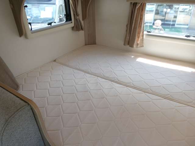 トヨタ カムロード ナッツＲＶ R6年 (関東) 99