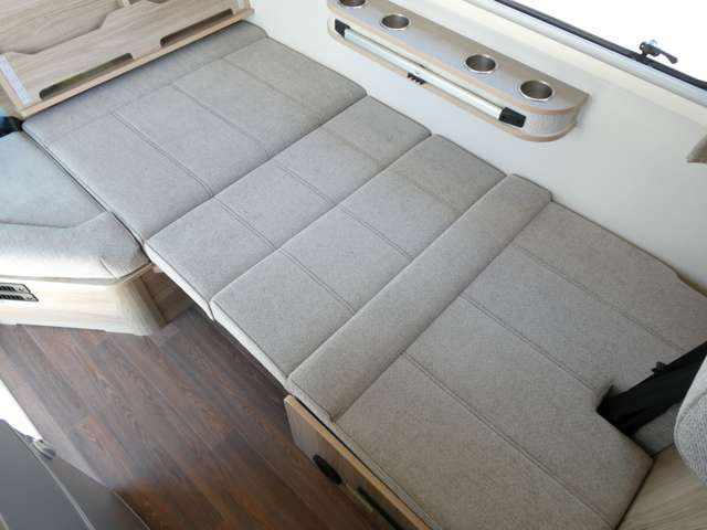 トヨタ カムロード ナッツＲＶ R6年 (関東) 99