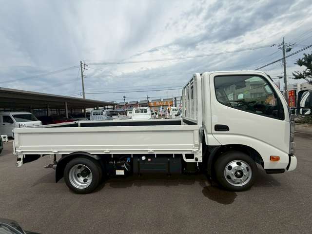 トヨタ ダイナ ３．０ＤＴ４ＷＤシングルキャブ１．３５Ｔ木製フルＪ／Ｌ R8年 (甲信越・北陸) 99