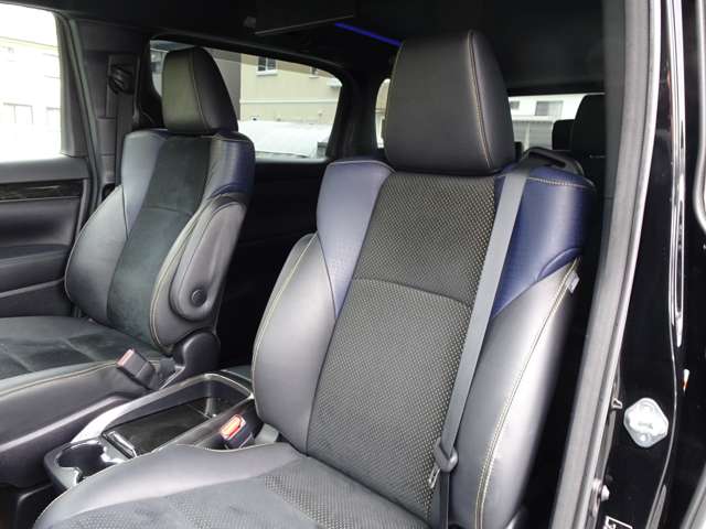 トヨタ ヴェルファイア ２．５ Ｚ Ａエディション ゴールデンアイズ H28年 (東海) 99