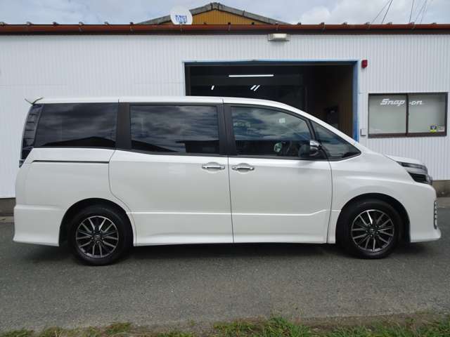 トヨタ ヴォクシー ２．０ ＺＳ 煌 H29年 (東海) 99