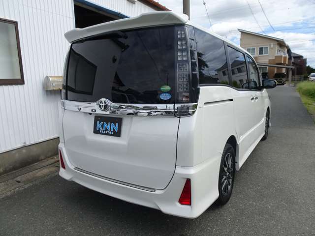 トヨタ ヴォクシー ２．０ ＺＳ 煌 H29年 (東海) 99