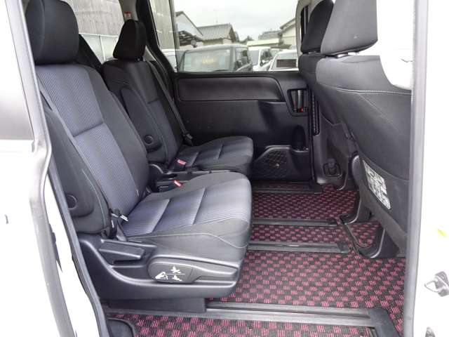 トヨタ ヴォクシー ２．０ ＺＳ 煌 H29年 (東海) 99
