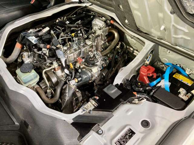トヨタ ハイエースバン ２．８ ＤＸ ワイド スーパーロング ハイルーフ ＧＬパッケージ ディーゼルターボ ４ＷＤ R2年 (北海道) 99