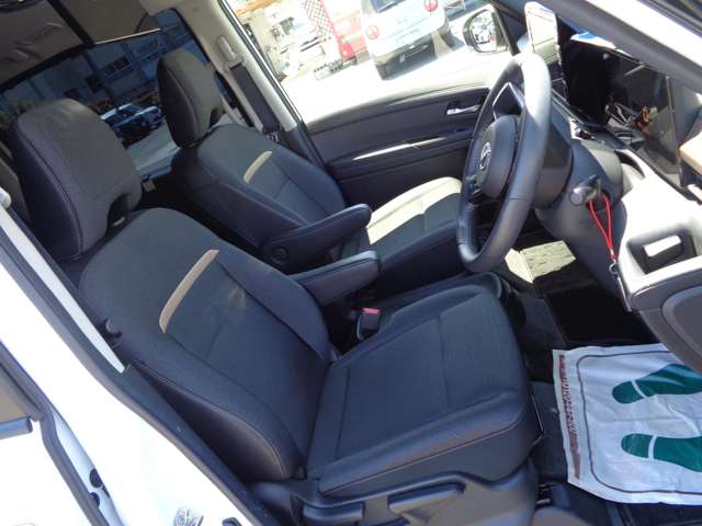 日産 セレナ １．４ Ｅ－ＰＯＷＥＲ ハイウェイスターＶ R6年 (関東) 99