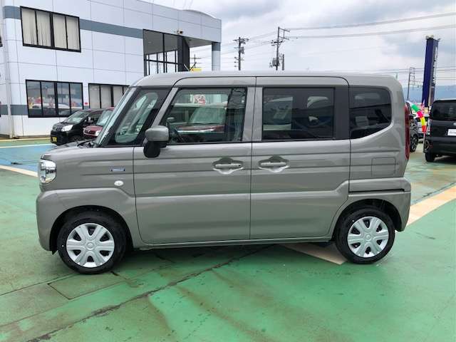スズキ スペーシア ６６０ ハイブリッド Ｇ ４ＷＤ R7年 (甲信越・北陸) 99